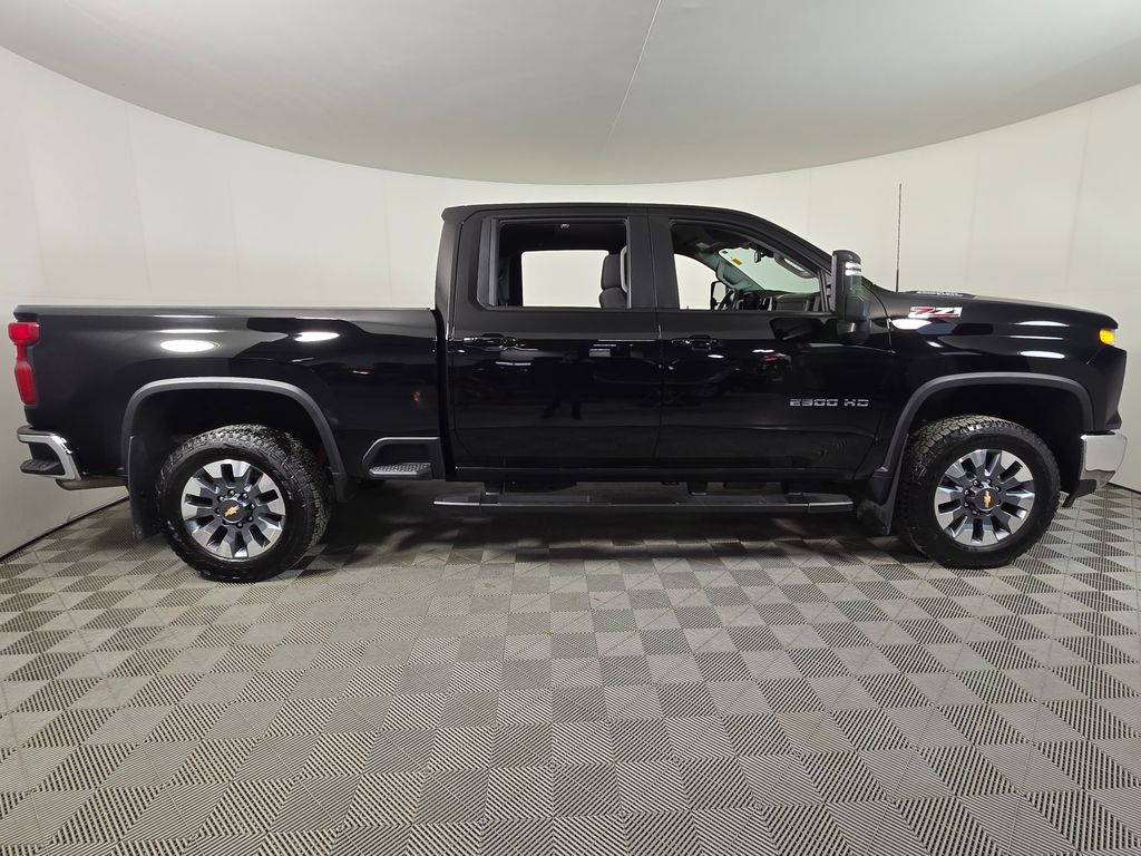 Used 2024 Chevrolet Silverado 2500HD LT with VIN 1GC4YNE74RF110430 for sale in Baxter, Minnesota