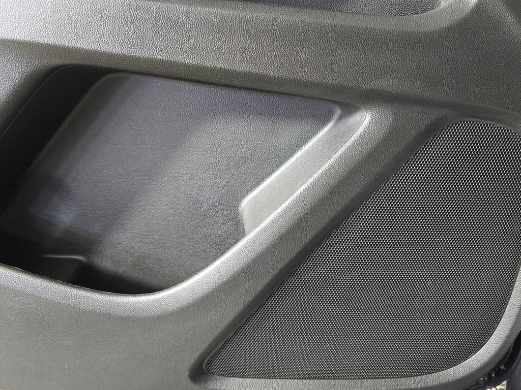 2023 Chevrolet Traverse LS - Photo 33