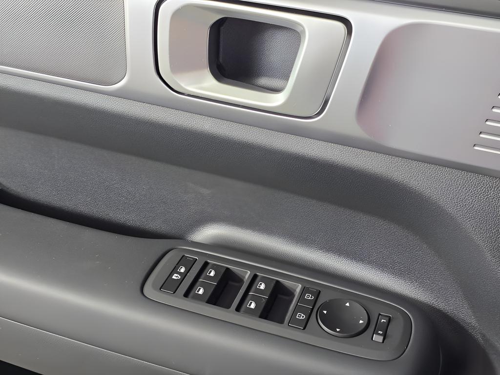 2026 Hyundai Santa Fe SE - Photo 25
