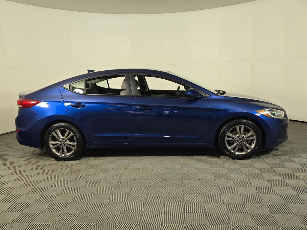 Used 2017 Hyundai Elantra SE with VIN 5NPD84LF2HH118521 for sale in Baxter, Minnesota