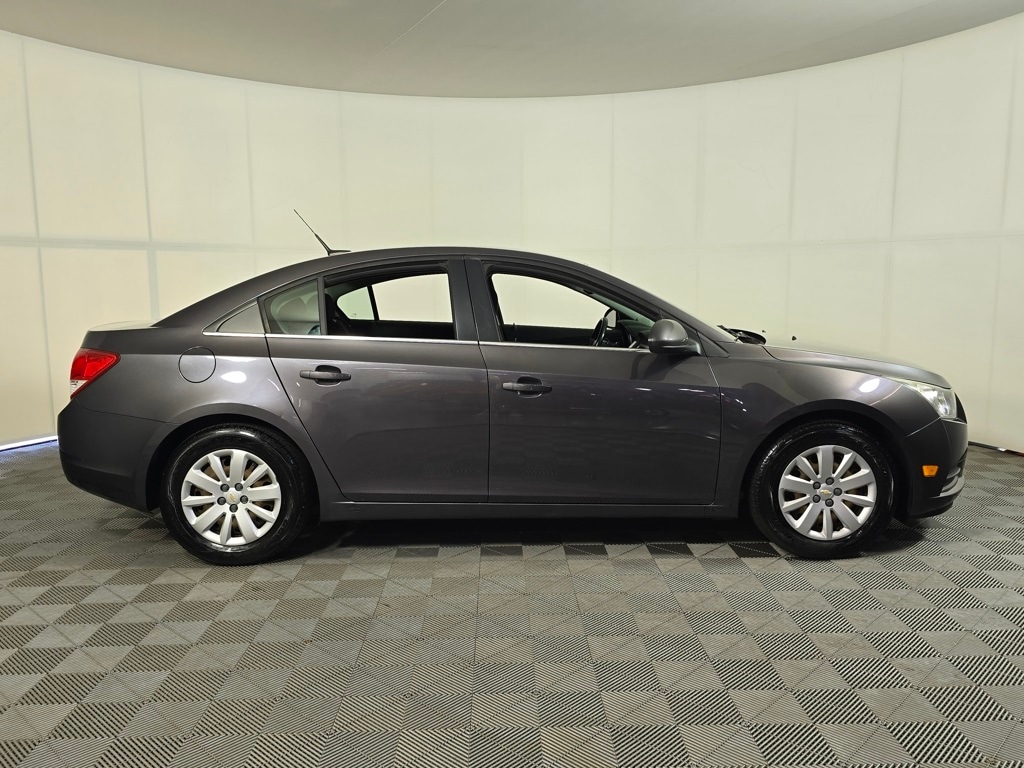 1G1PF5S95B7120420
