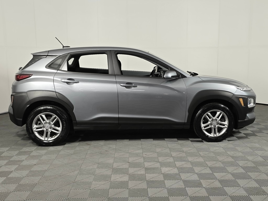 Used 2021 Hyundai Kona SE with VIN KM8K1CAA5MU655117 for sale in Baxter, Minnesota