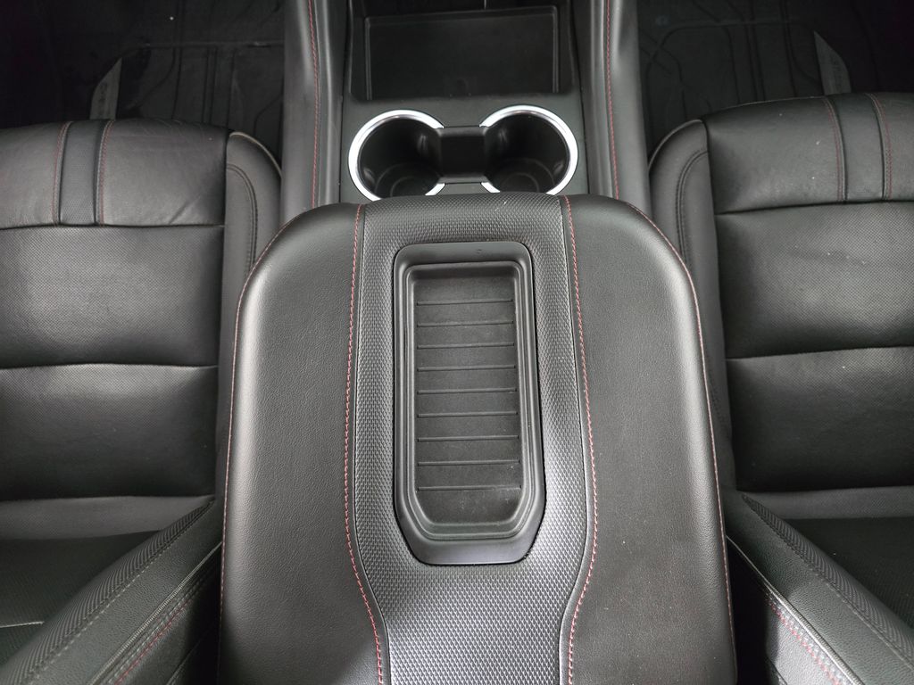 2022 Chevrolet Suburban RST - Photo 21