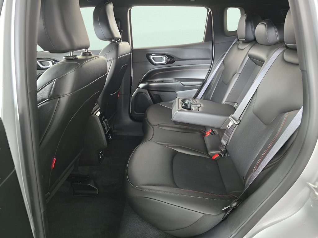2025 Jeep Compass Trailhawk - Photo 15