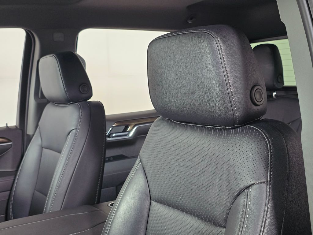 2023 Chevrolet Silverado 1500 RST - Photo 14
