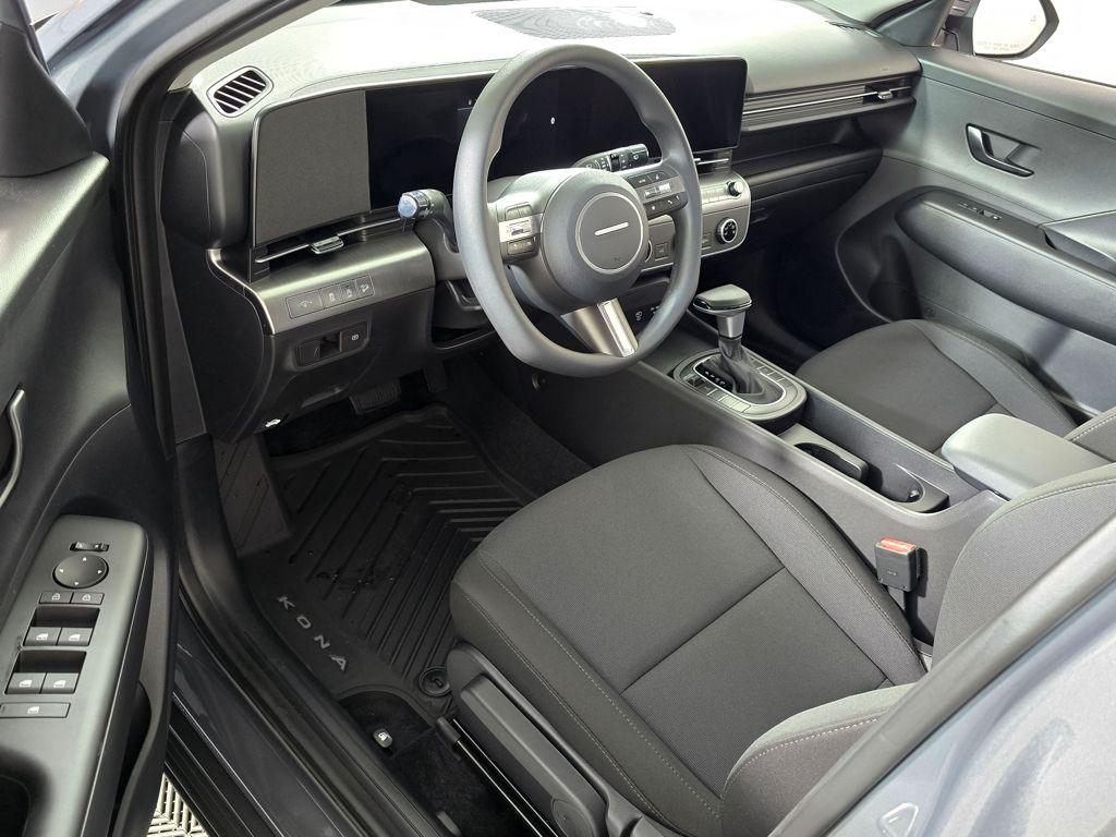 2026 Hyundai Kona SE - Photo 9