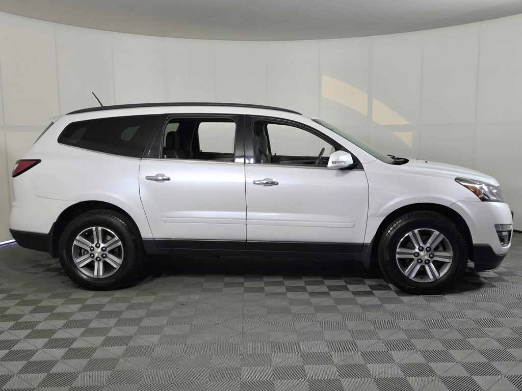 Used 2016 Chevrolet Traverse 1LT with VIN 1GNKVGKD4GJ248640 for sale in Baxter, Minnesota