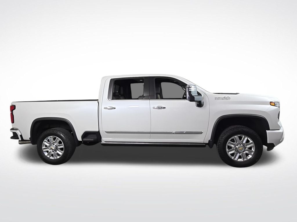 2025 Chevrolet Silverado 2500HD High Country - Photo 9