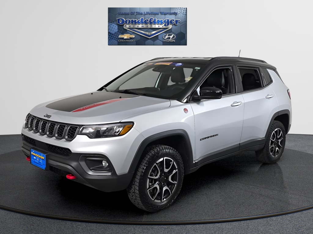 2025 Jeep Compass Trailhawk - Photo 3