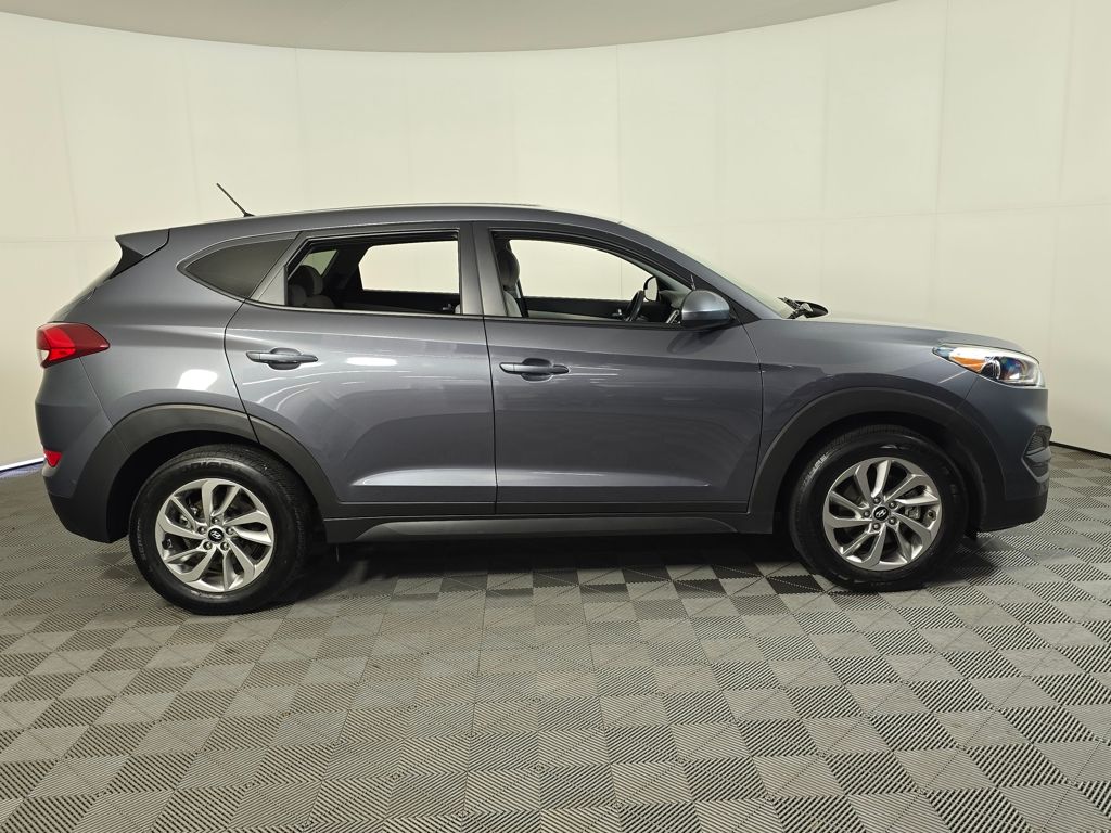 Used 2018 Hyundai Tucson SE with VIN KM8J23A42JU628049 for sale in Baxter, Minnesota