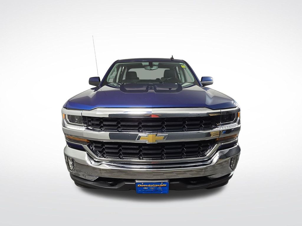 Used 2018 Chevrolet Silverado 1500 LT with VIN 3GCUKREC5JG428856 for sale in Baxter, Minnesota