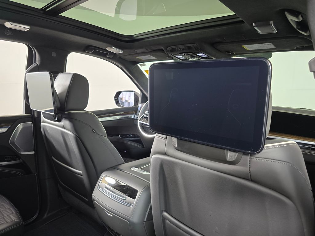 2025 Cadillac Escalade Sport Platinum - Photo 17