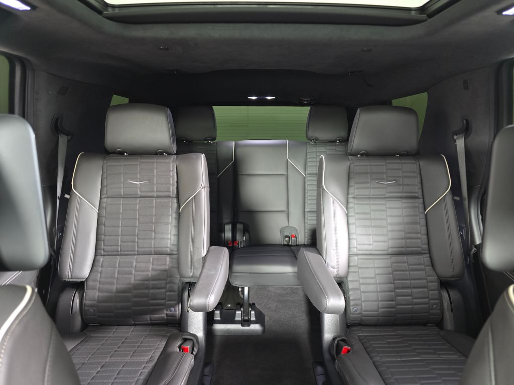 2025 Cadillac Escalade Sport Platinum - Photo 13
