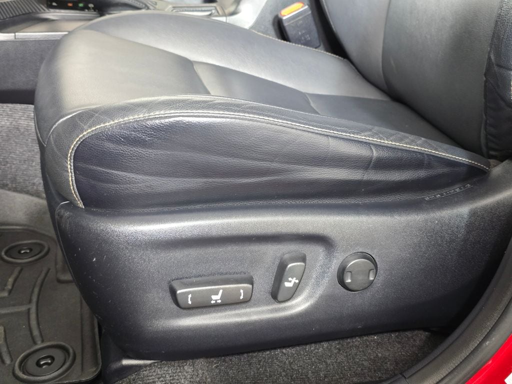 2015 Toyota RAV4 Limited - Photo 14