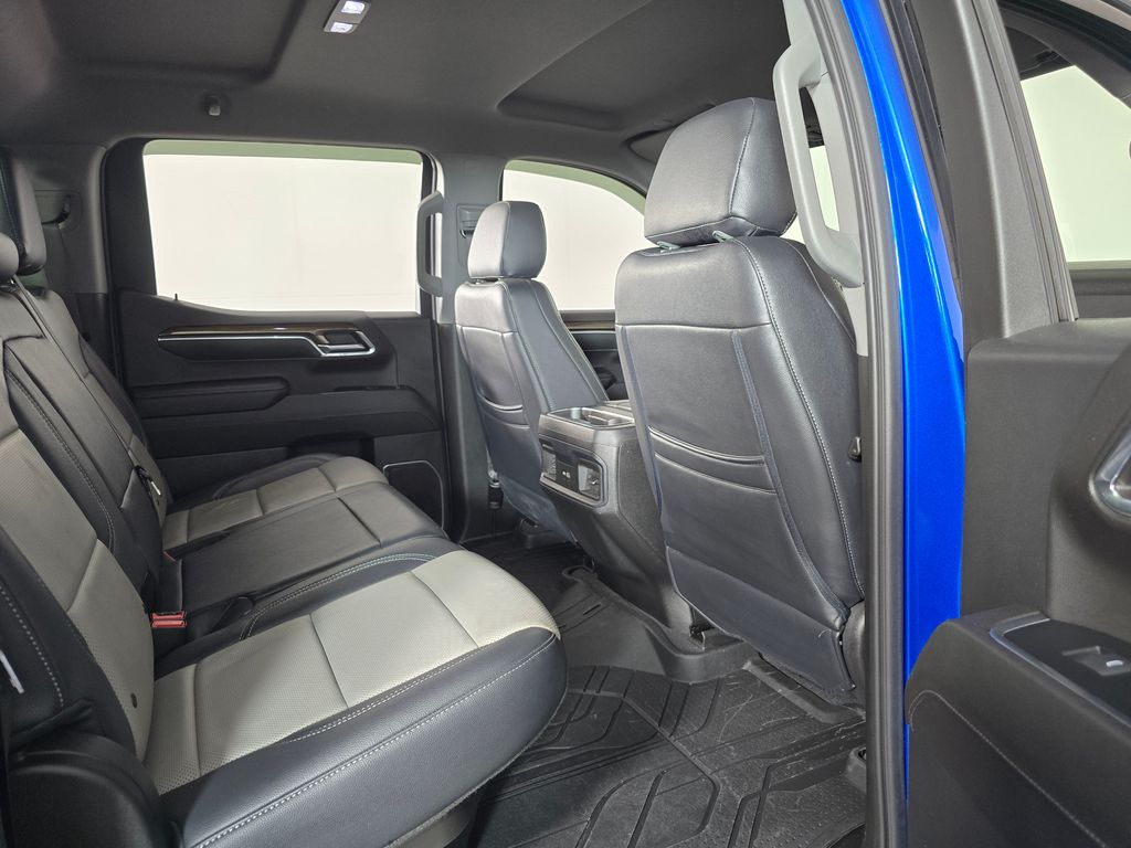 2023 Chevrolet Silverado 1500 RST - Photo 21