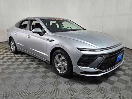 2025 Hyundai Sonata SE Sedan