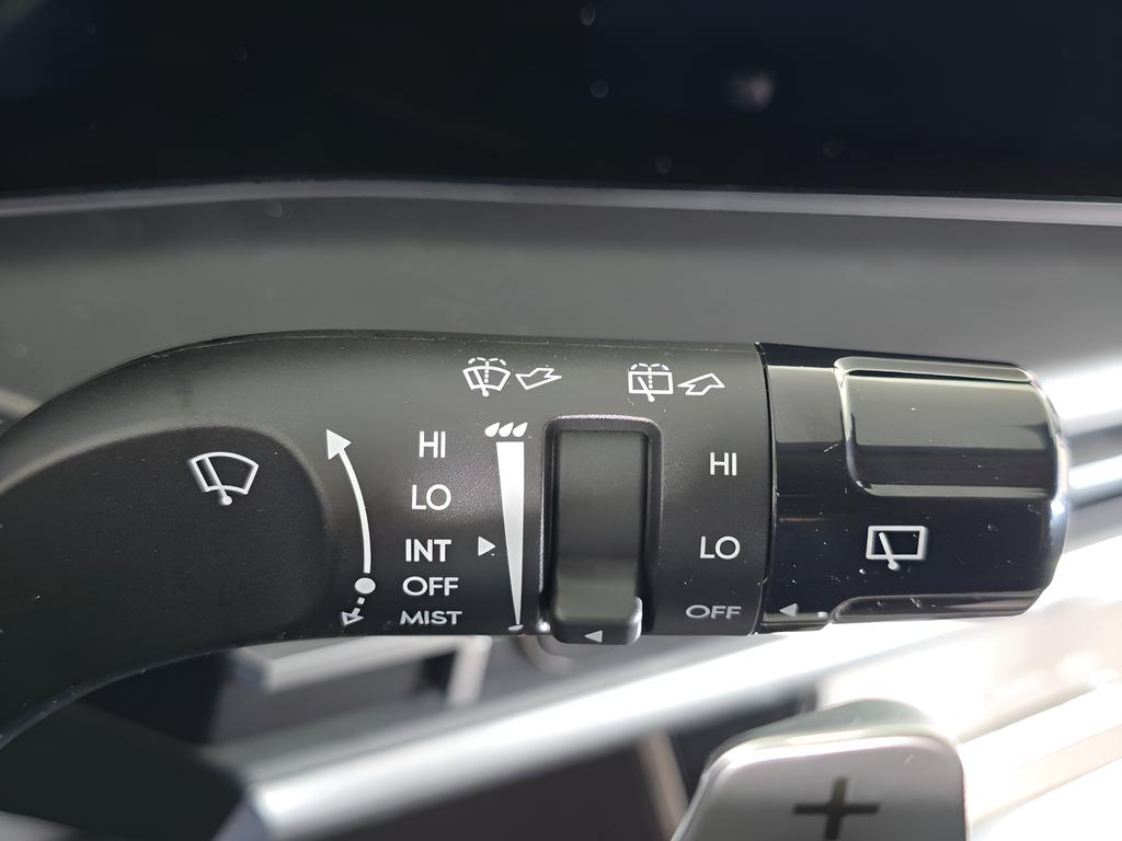 2026 Hyundai Santa Fe SE - Photo 28