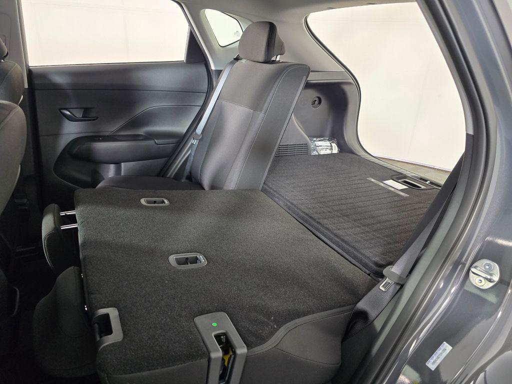 2026 Hyundai Kona SE - Photo 14