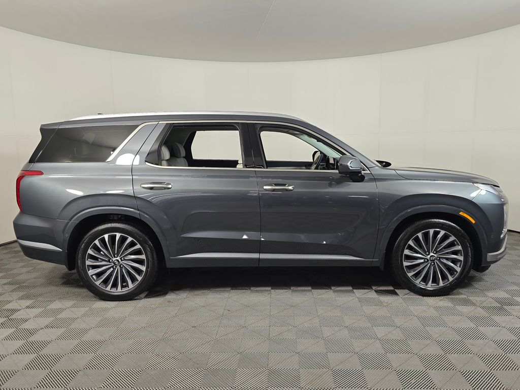 Used 2025 Hyundai Palisade Calligraphy with VIN KM8R7DGE2SU934146 for sale in Baxter, Minnesota