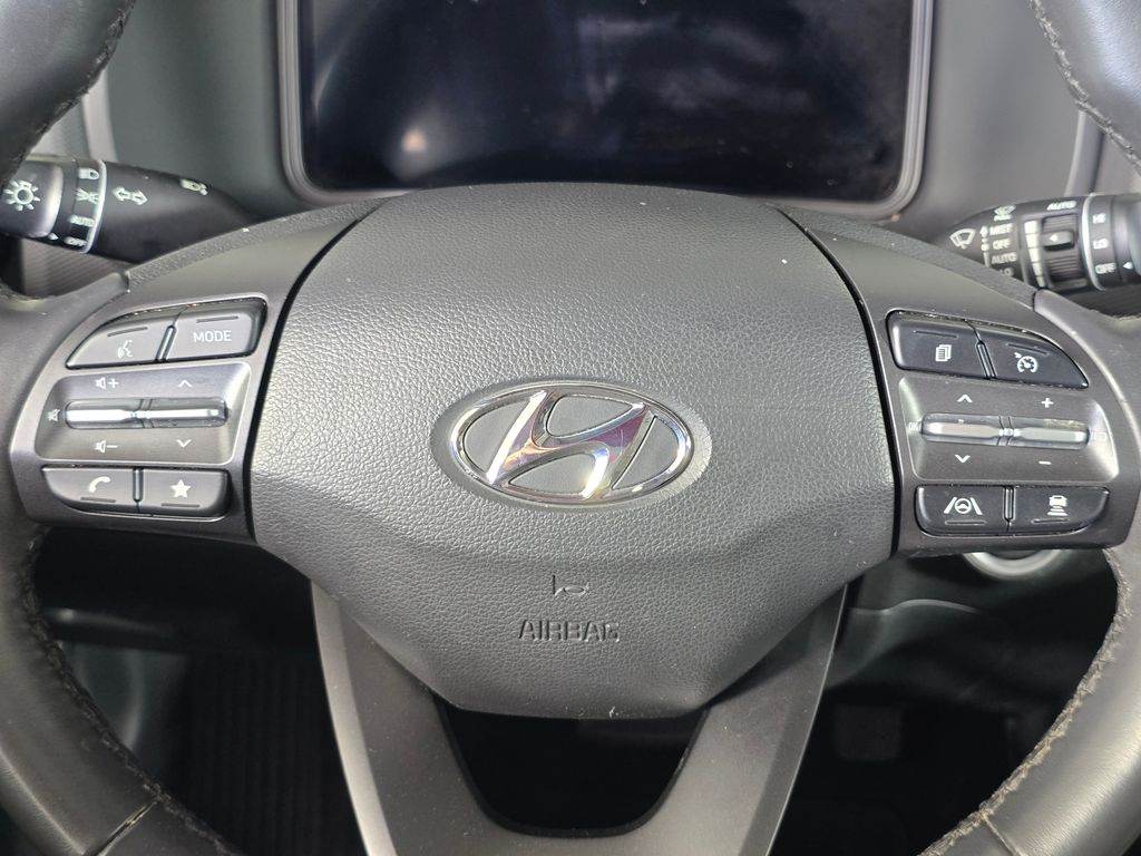 2022 Hyundai Kona Limited - Photo 22