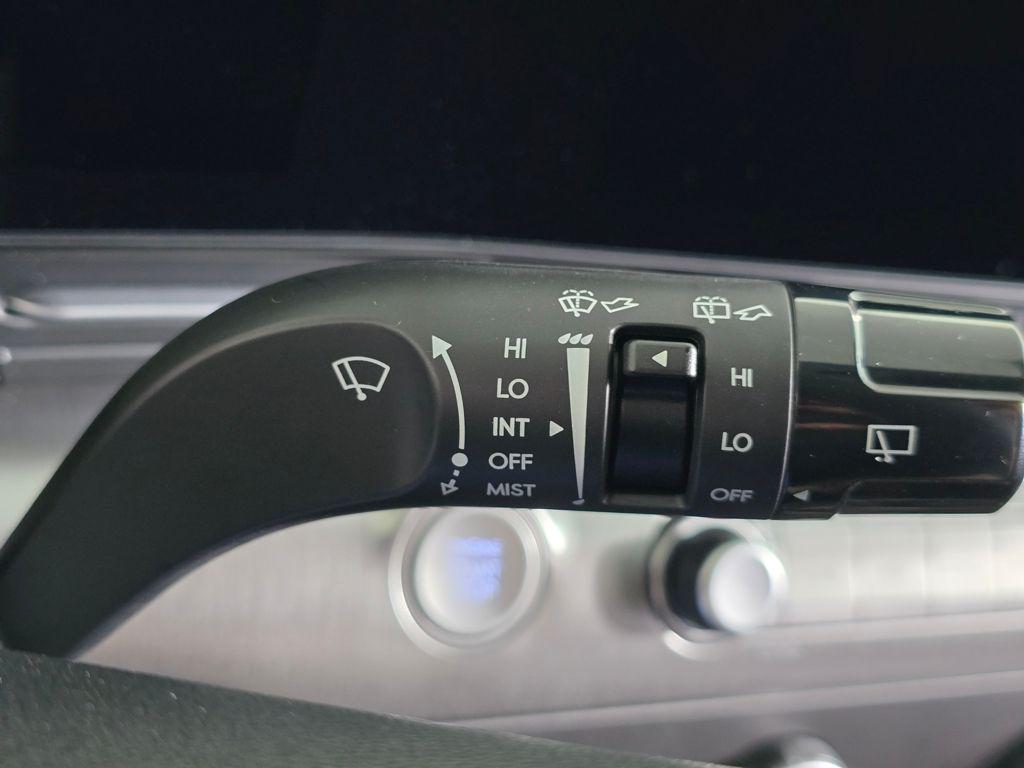 2026 Hyundai Kona SE - Photo 24
