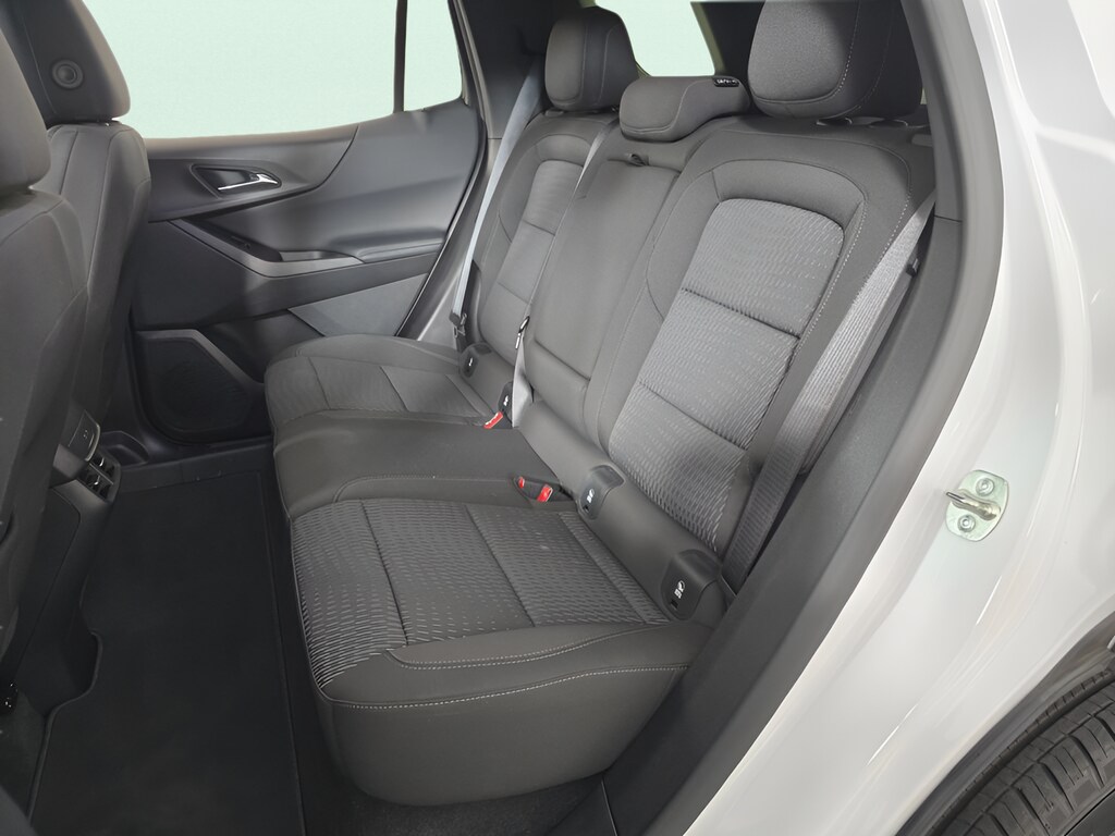 2026 Chevrolet Equinox LT - Photo 15