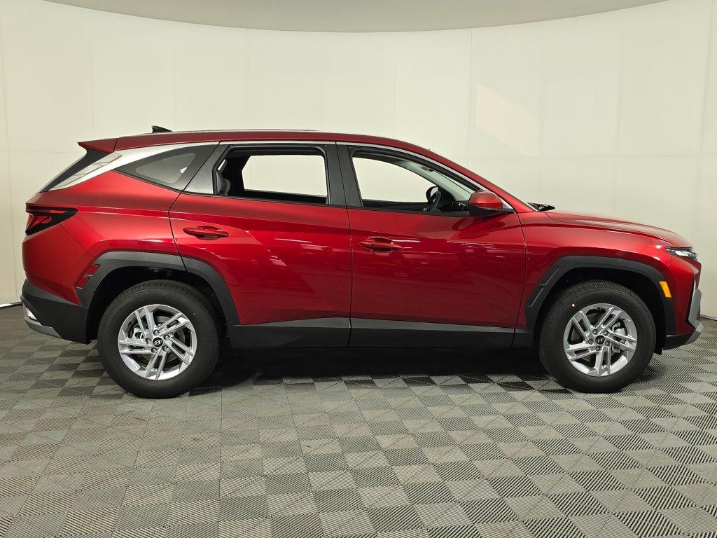 New 2026 Hyundai Tucson SE AWD SUV