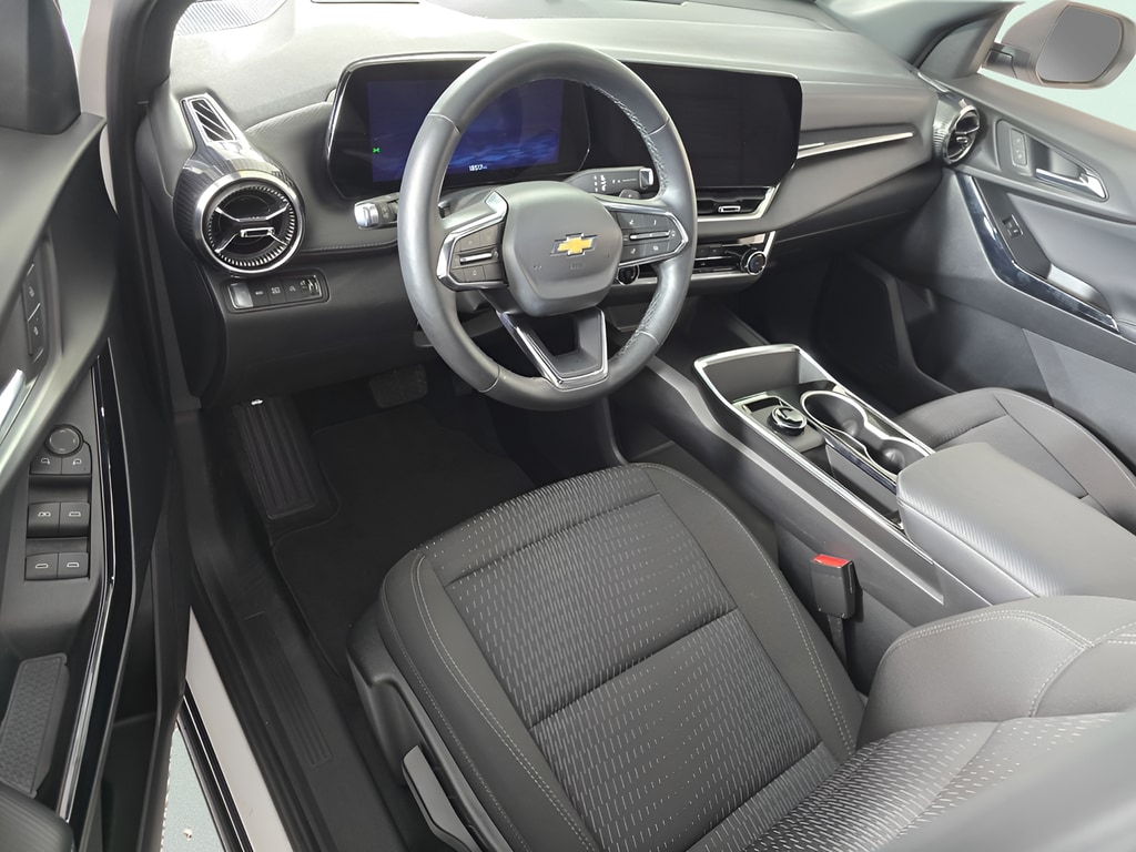 2026 Chevrolet Equinox LT - Photo 10