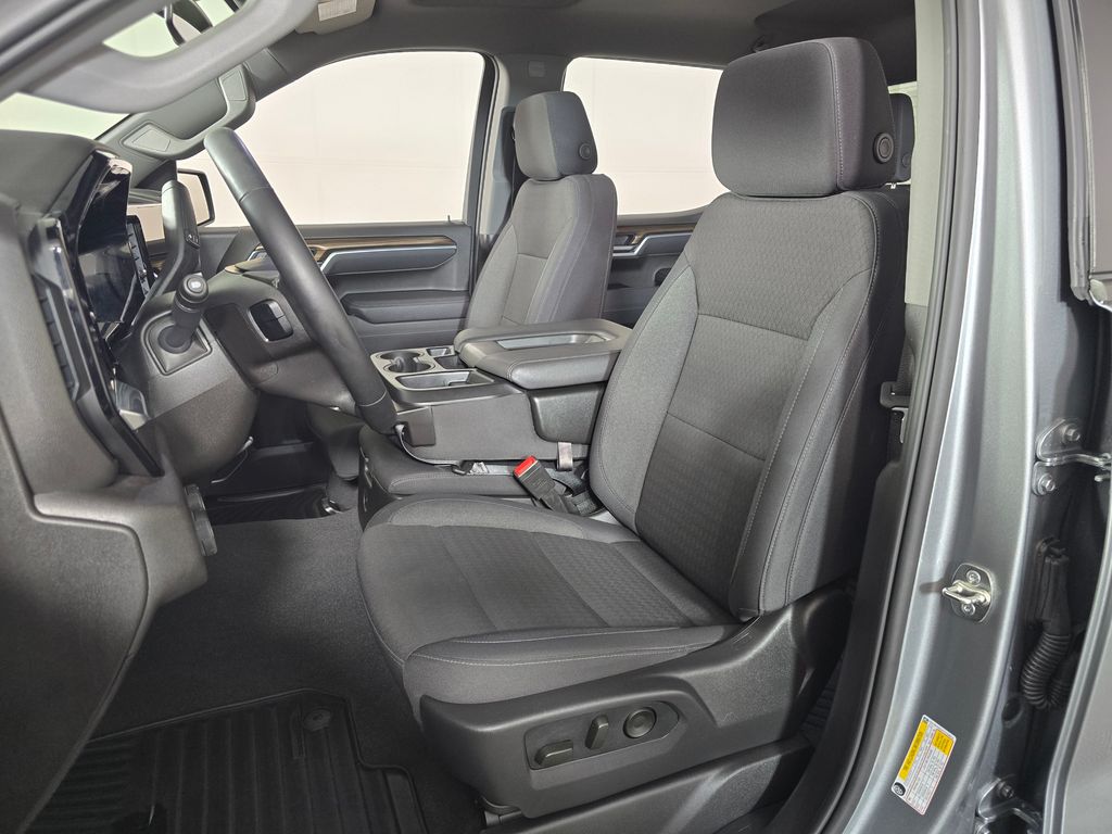 2026 Chevrolet Silverado 1500 RST - Photo 12