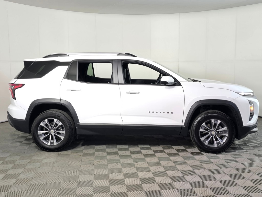 Used 2025 Chevrolet Equinox LT with VIN 3GNAXPEG5SL136068 for sale in Baxter, Minnesota