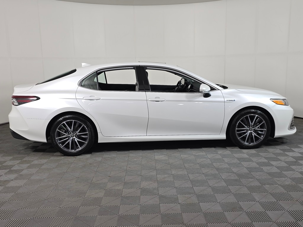 Used 2021 Toyota Camry XLE with VIN 4T1F31AK1MU548414 for sale in Baxter, Minnesota