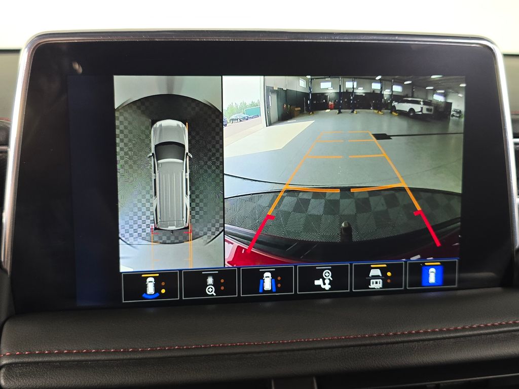 2022 Chevrolet Suburban RST - Photo 29