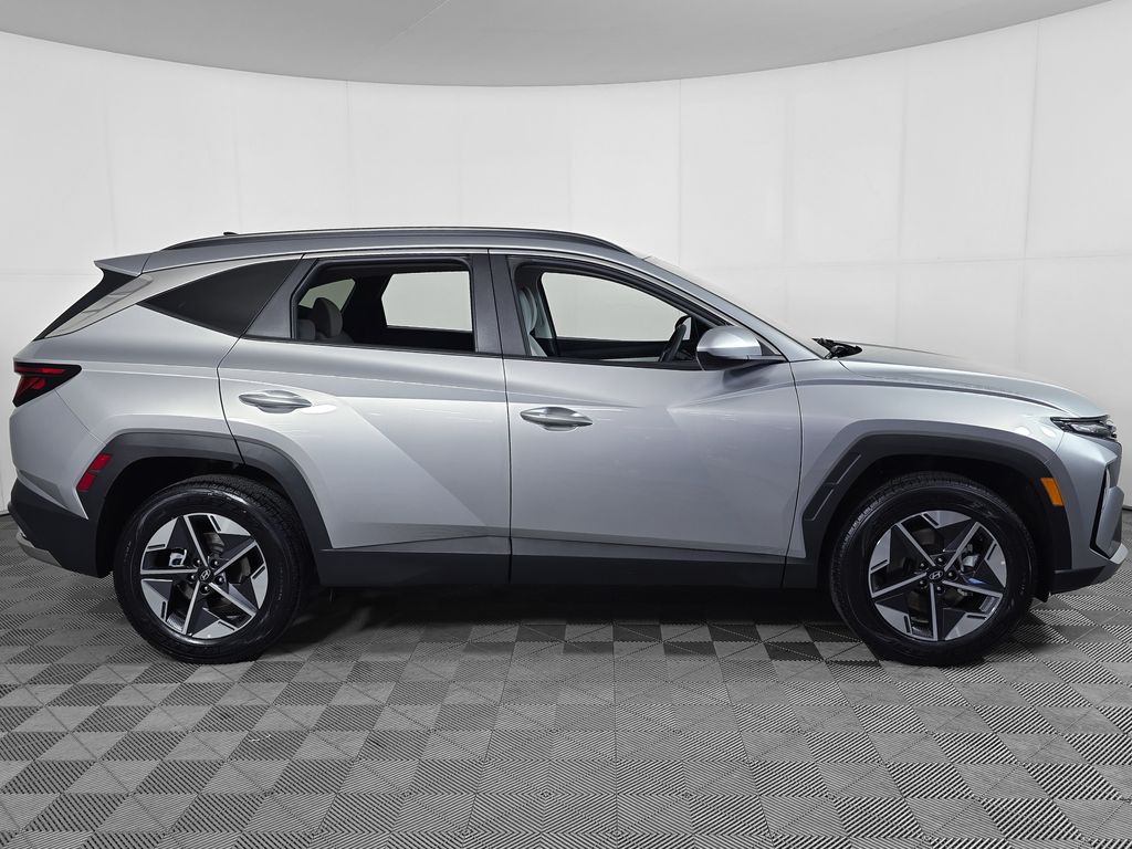 Used 2025 Hyundai Tucson SEL with VIN 5NMJBCDE7SH544648 for sale in Baxter, Minnesota