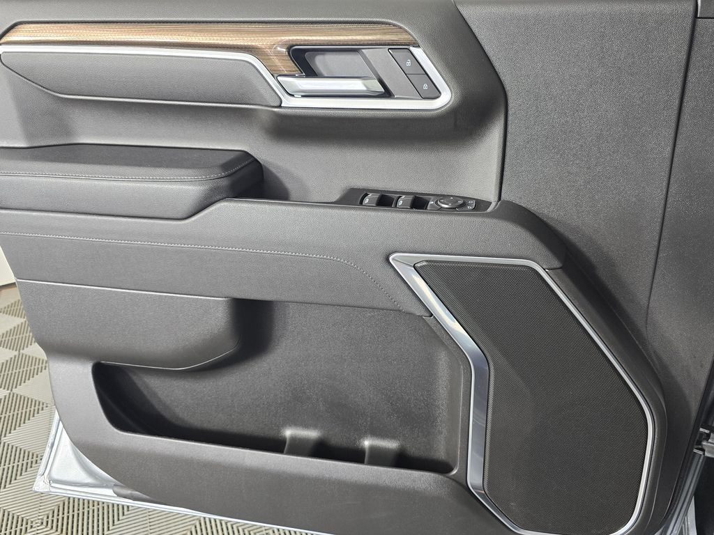 2026 Chevrolet Silverado 1500 RST - Photo 35
