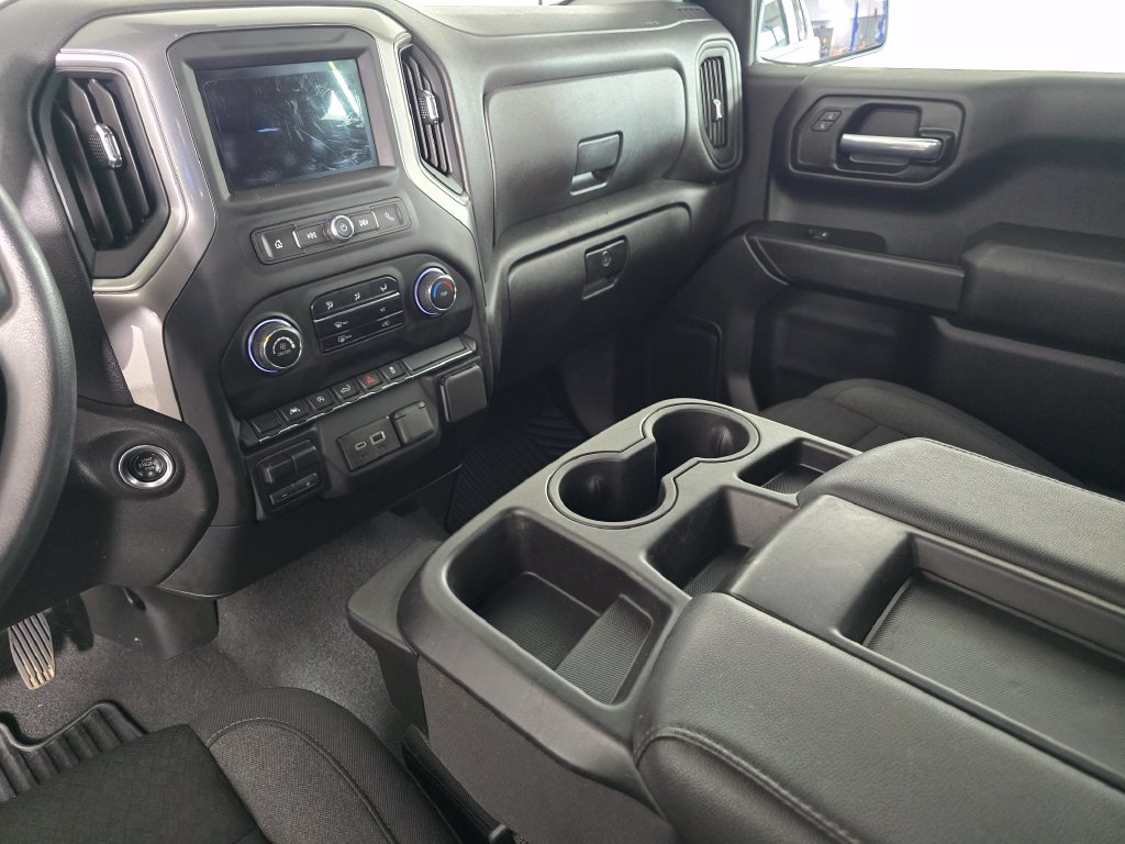 2025 Chevrolet Silverado 1500 Custom - Photo 18