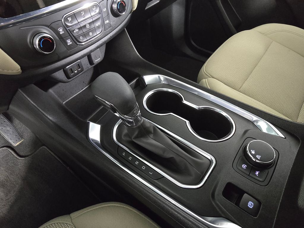 2023 Chevrolet Traverse LS - Photo 28