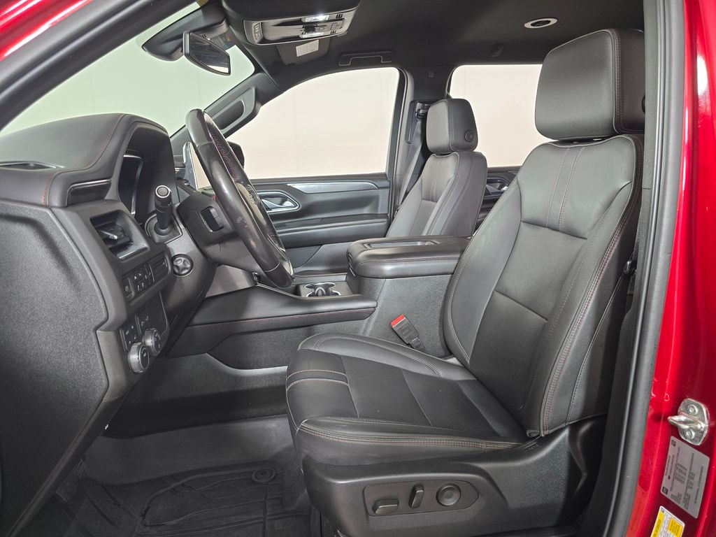2022 Chevrolet Suburban RST - Photo 12