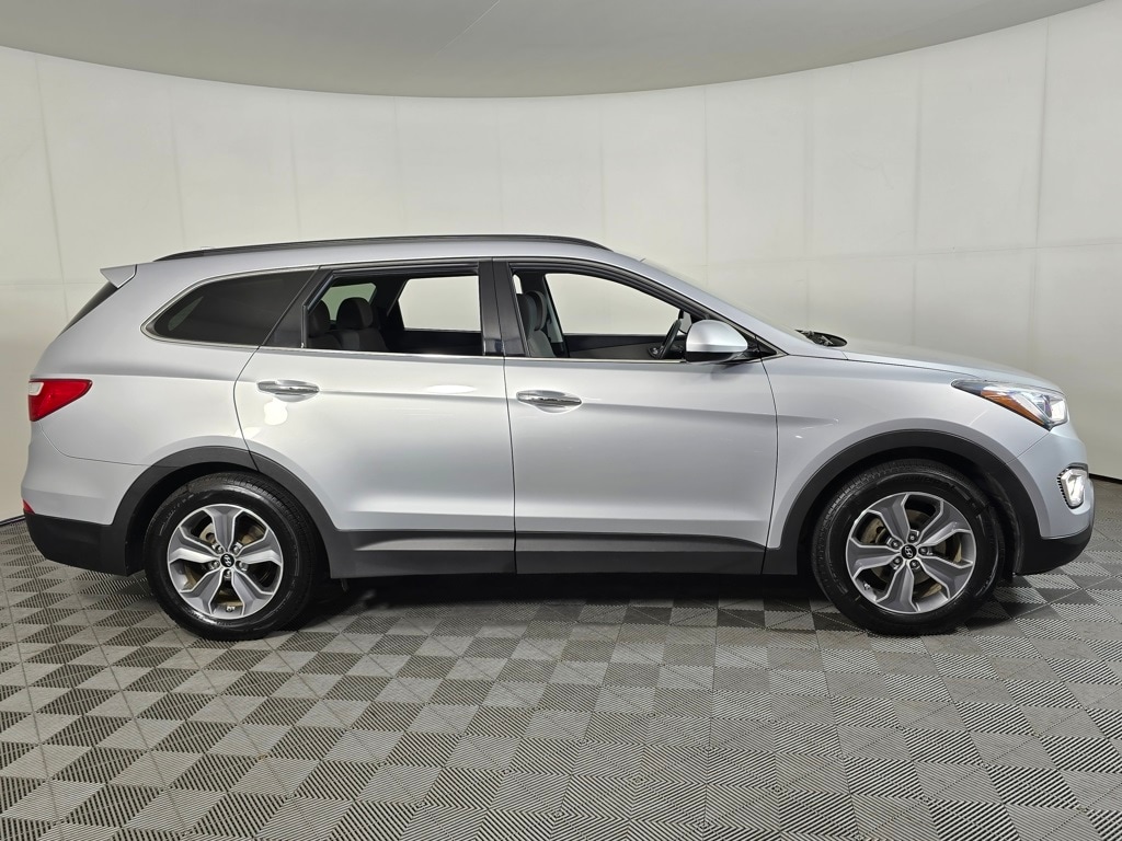 Used 2016 Hyundai Santa Fe SE with VIN KM8SMDHF8GU147193 for sale in Baxter, Minnesota