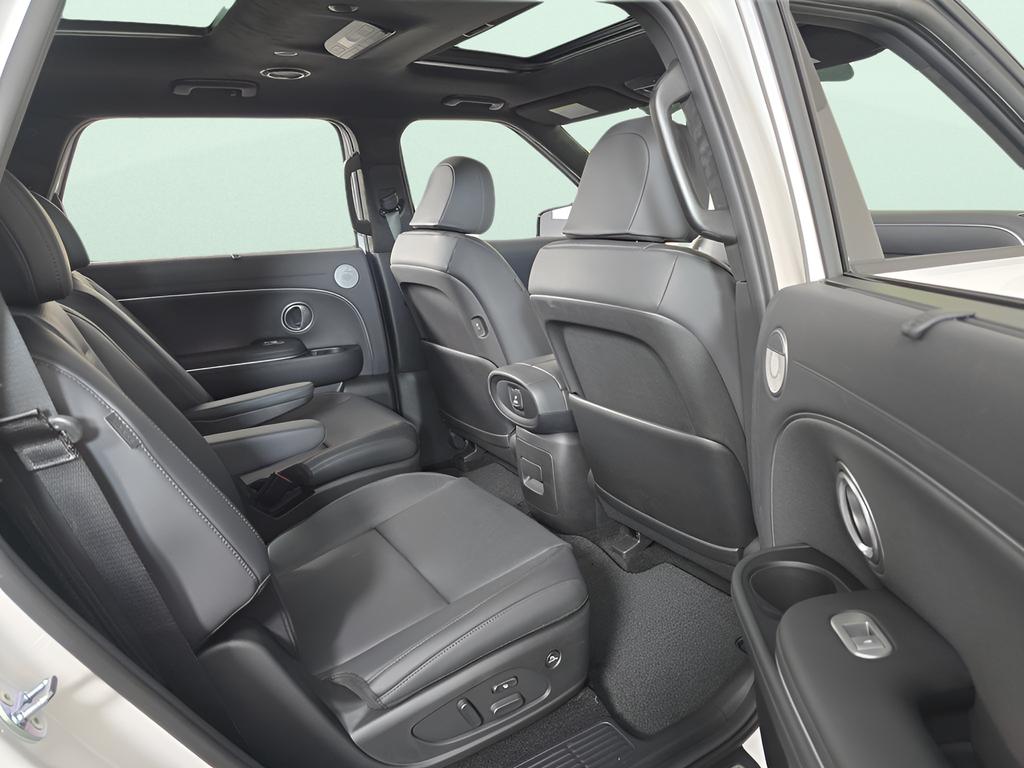 2026 Hyundai Palisade Calligraphy - Photo 18