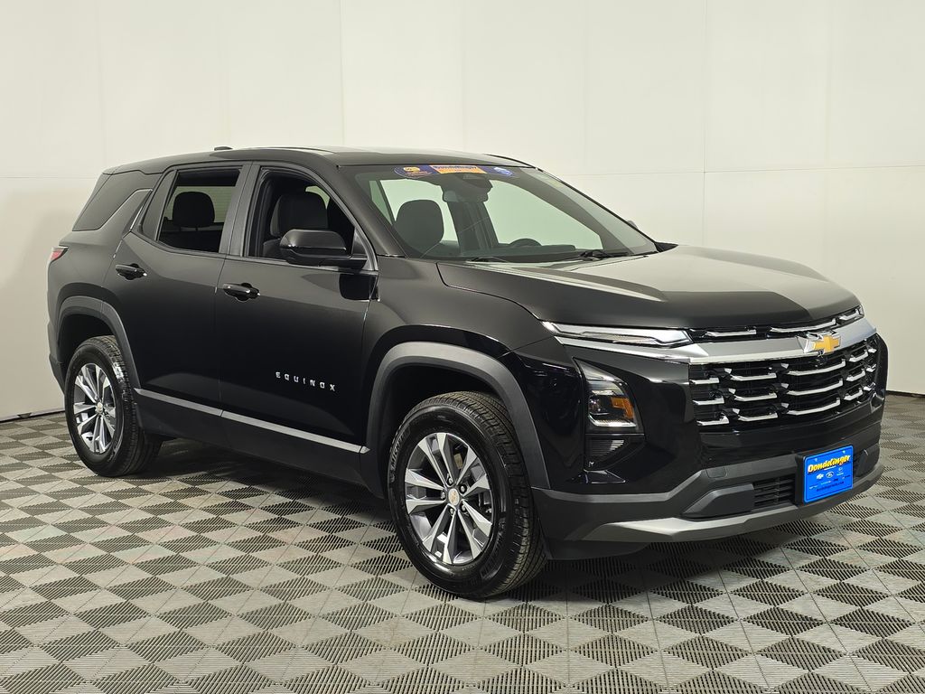 Used 2025 Chevrolet Equinox LT with VIN 3GNAXPEG5SL309698 for sale in Baxter, Minnesota
