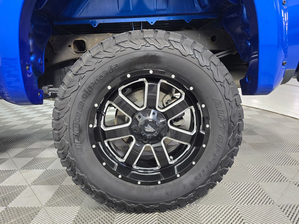 2023 Chevrolet Silverado 1500 RST - Photo 40