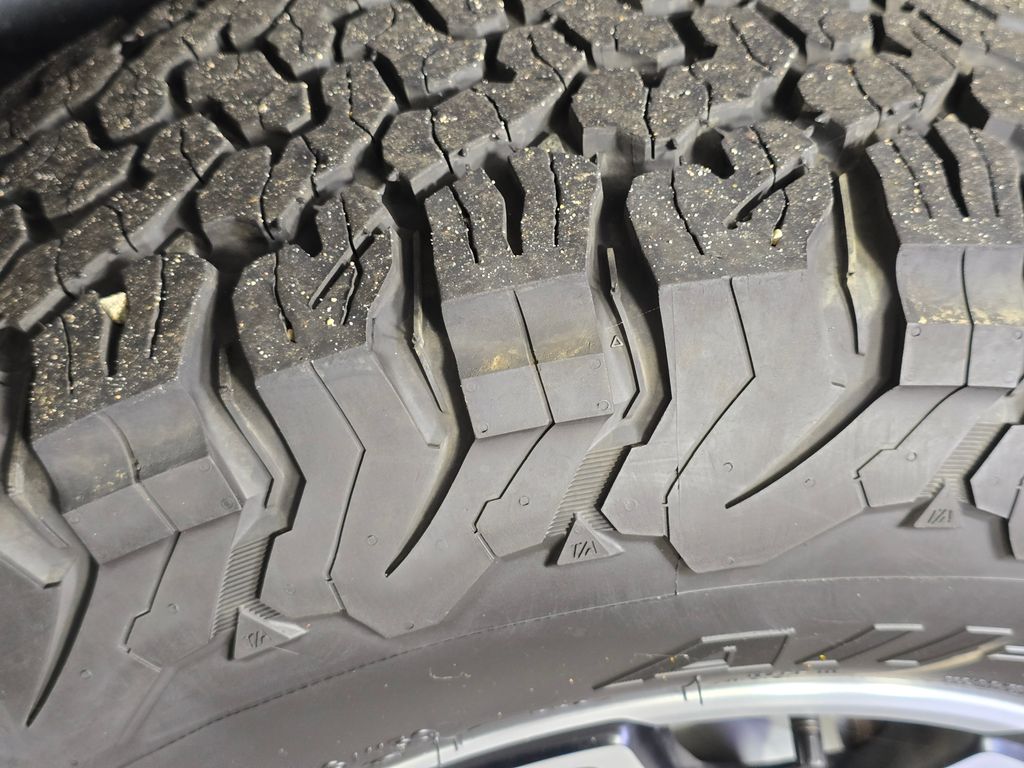 2025 Jeep Wrangler 4-Door Rubicon - Photo 33