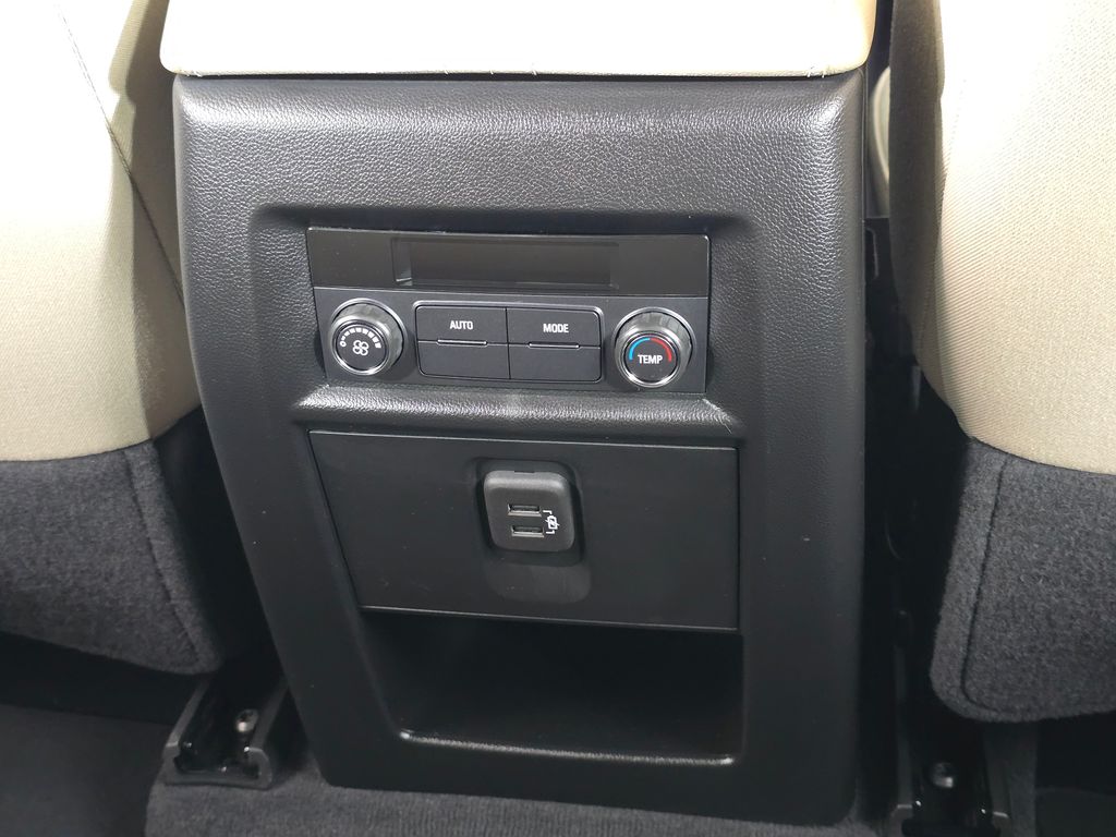 2023 Chevrolet Traverse LS - Photo 20