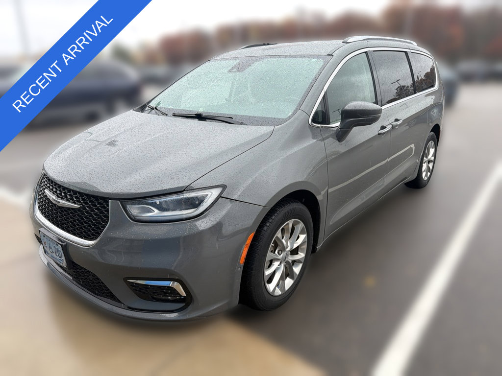 Used 2021 Chrysler Pacifica Touring L Van Passenger Van