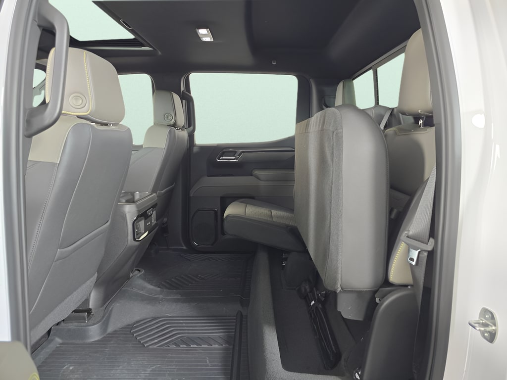 2024 Chevrolet Silverado 1500 ZR2 - Photo 15