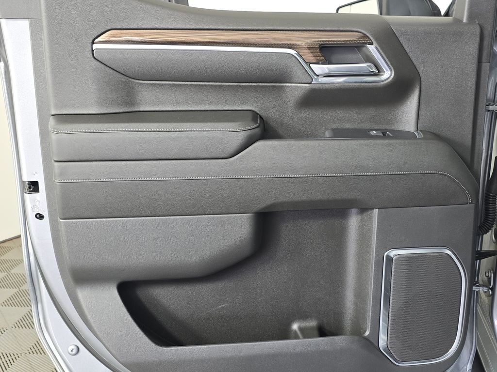 2023 Chevrolet Silverado 1500 RST - Photo 35