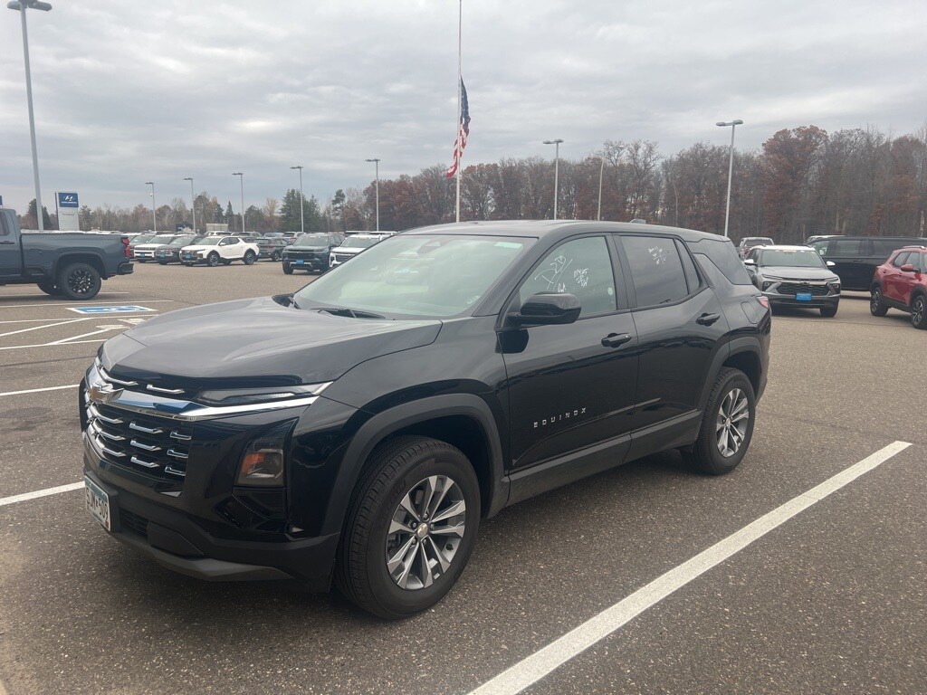 Used 2025 Chevrolet Equinox LT SUV