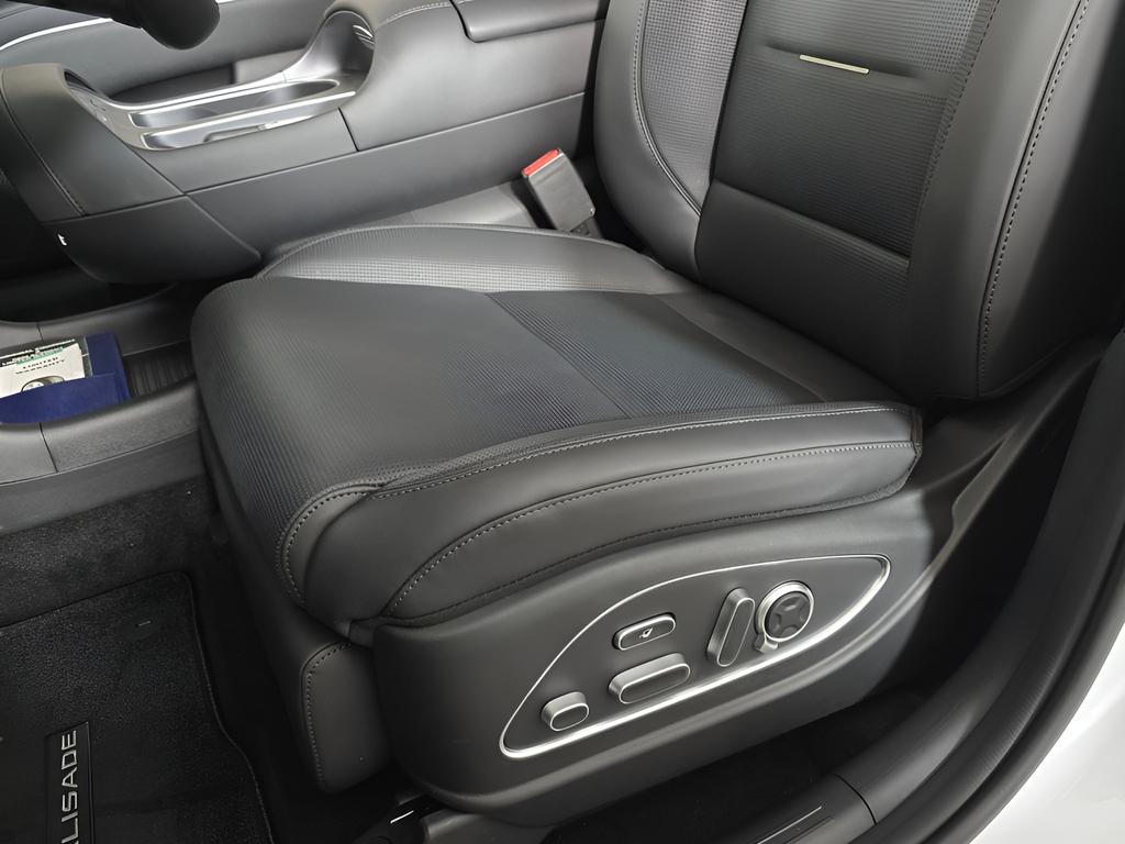 2026 Hyundai Palisade Calligraphy - Photo 12