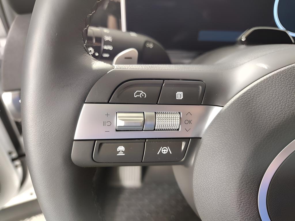 2026 Hyundai Santa Cruz Limited - Photo 18