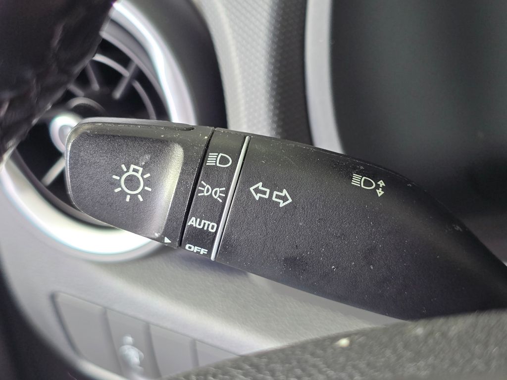 2022 Hyundai Kona Limited - Photo 26